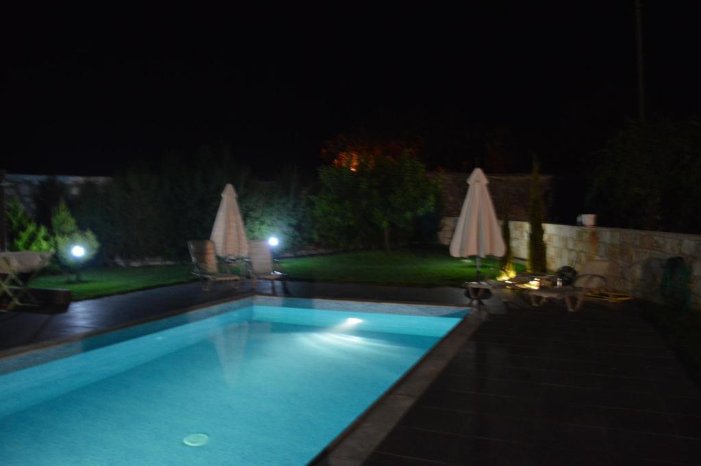 Villa Angela Dhrousha Exterior photo